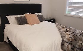 Edwin Place Apartment